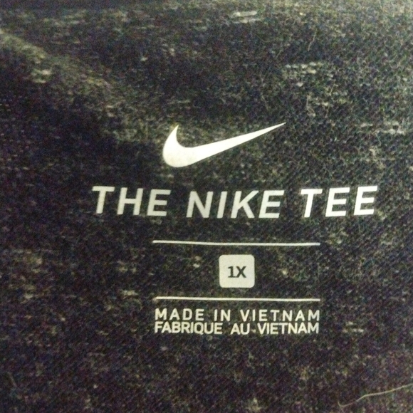 Plus size Nike tee 1x - Picture 4 of 4